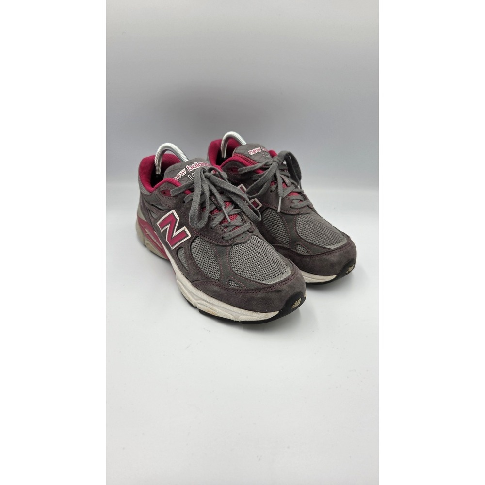Size 9.5 - Womens New Balance 990 Made‎ In USA Breast Cancer Awareness